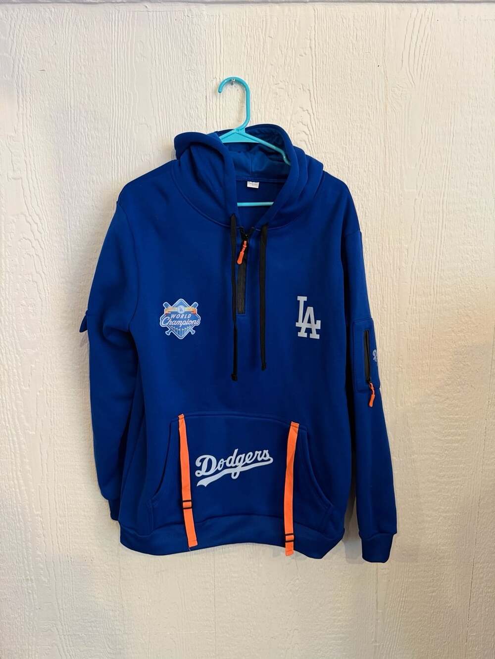 Los Angeles Dodgers MLB Hoodie Size L Blue World Champions